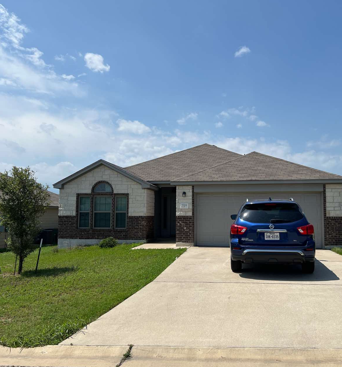 2305 Vicksburg Lane