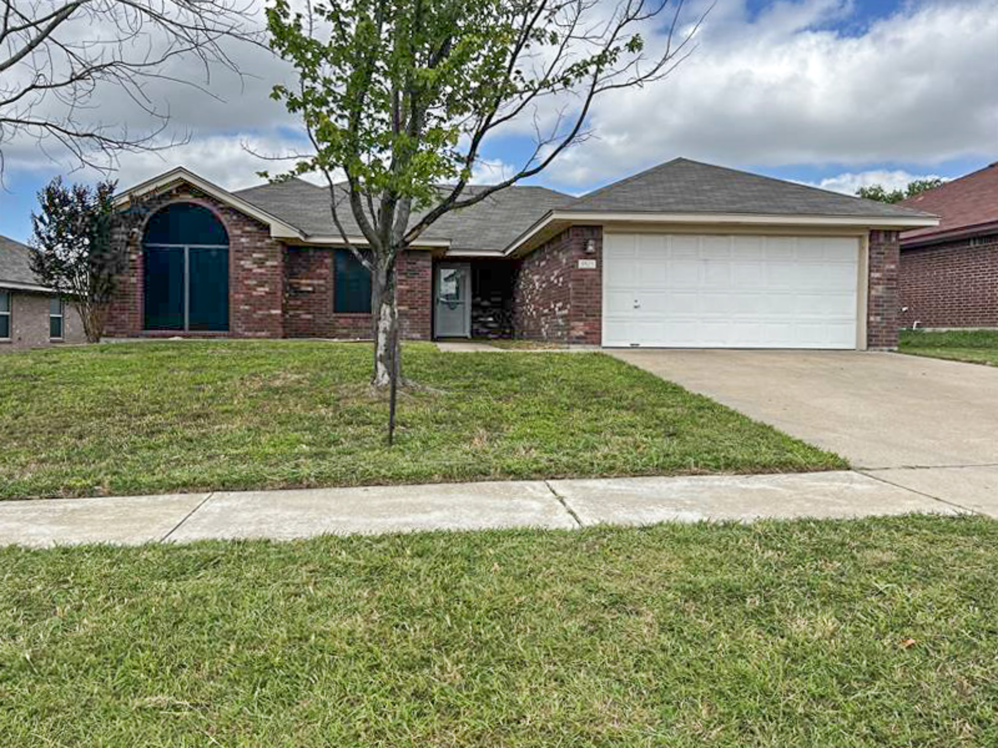 5505 Gunnison Dr
