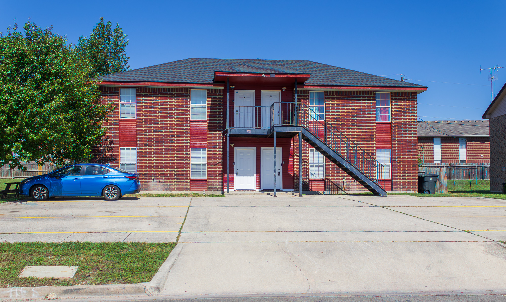 Property main image